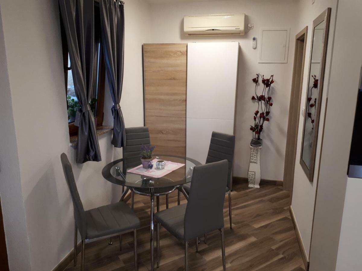 Apartment Dujica Senj  Ngoại thất bức ảnh