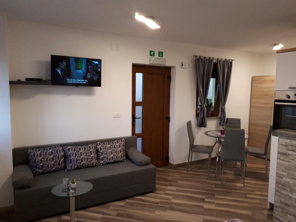 Apartment Dujica Senj  Ngoại thất bức ảnh